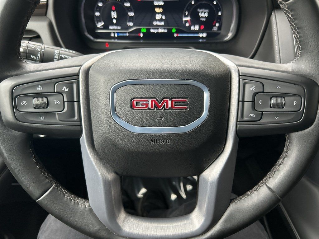 Used 2024 GMC Yukon SLE AWD/4WD image 26