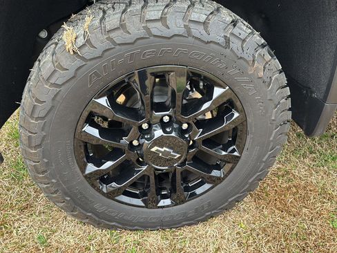 Certified 2025 Chevrolet Silverado 2500 LT w/ Trail Boss Package image 30