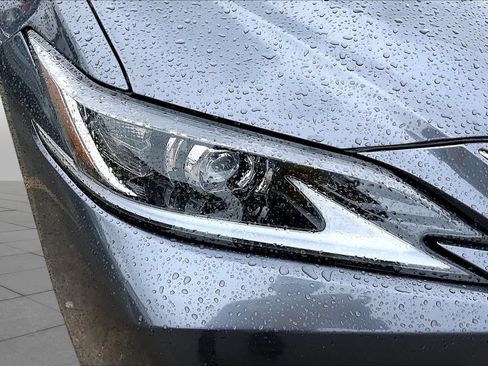 Used 2022 Lexus ES 350 w/ Premium Package FWD image 28