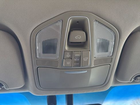 Used 2018 Hyundai Santa Fe Sport image 33