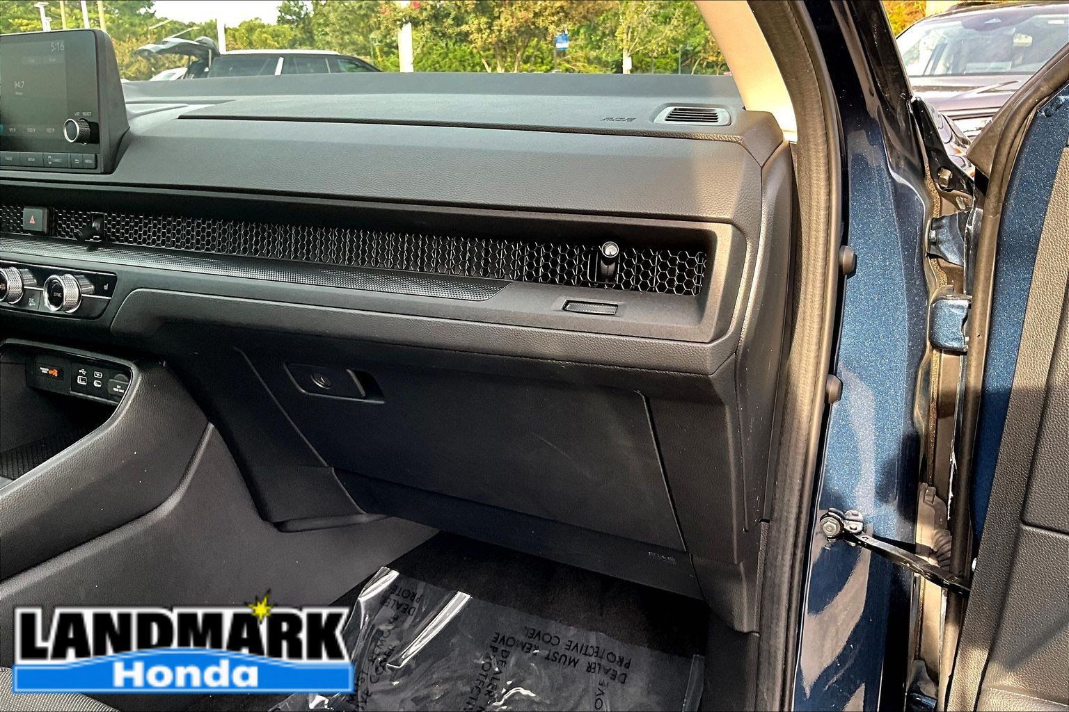 Used 2024 Honda CR-V EX image 16