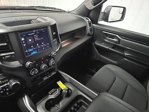Used 2023 RAM 1500 Big Horn AWD/4WD image 25