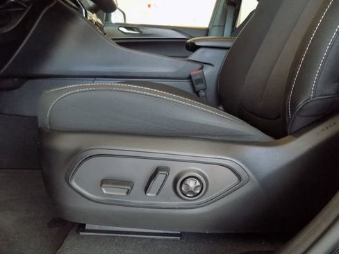 Used 2025 Jeep Grand Cherokee L Laredo RWD image 20