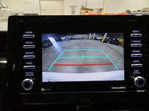 Used 2021 Toyota Camry SE FWD image 37