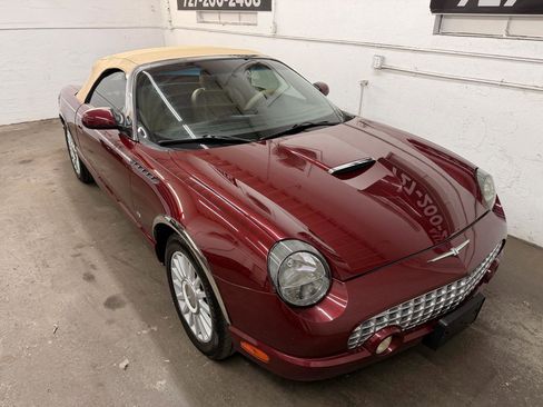 Used 2004 Ford Thunderbird RWD image 27