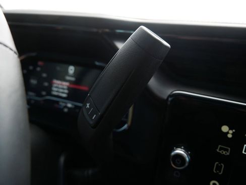 Used 2025 GMC Sierra 2500 AT4X AWD/4WD image 24