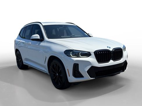 Used 2024 BMW X3 xDrive30i w/ Premium Package AWD/4WD image 7
