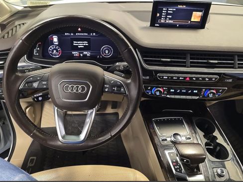 Used 2019 Audi Q7 3.0T Prestige w/ Prestige Package AWD/4WD image 10