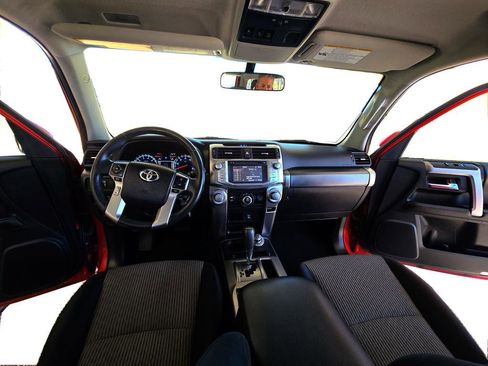 Used 2015 Toyota 4Runner SR5 image 27