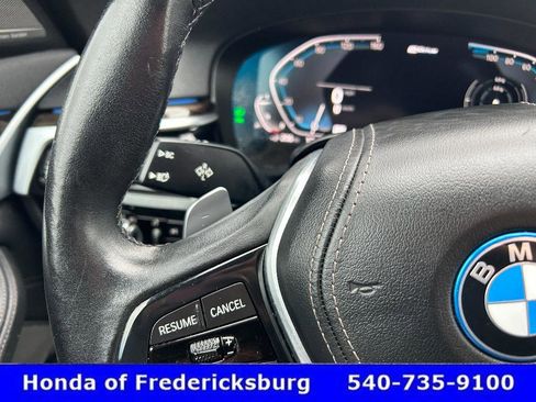 Used 2023 BMW 530e xDrive image 19