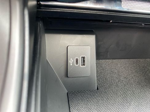 Used 2026 Ford F150 Lariat w/ Bed Utility Package AWD/4WD image 15
