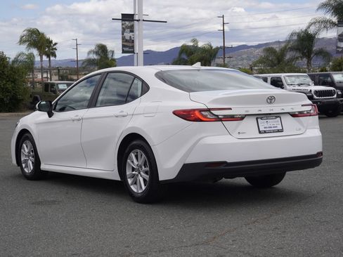 Used 2025 Toyota Camry LE FWD image 6