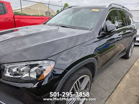 Used 2023 Mercedes-Benz GLS 450 4MATIC image 5