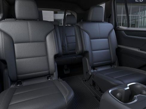 New 2025 GMC Acadia Elevation w/ Elevation Premium Package image 17