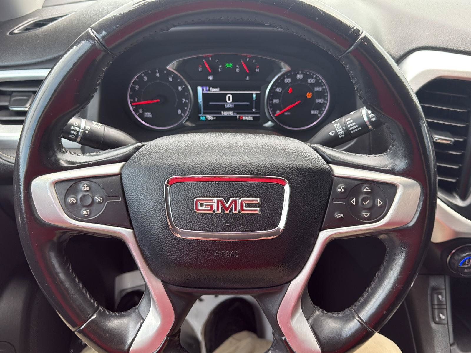 Used 2019 GMC Acadia SLT AWD/4WD image 9