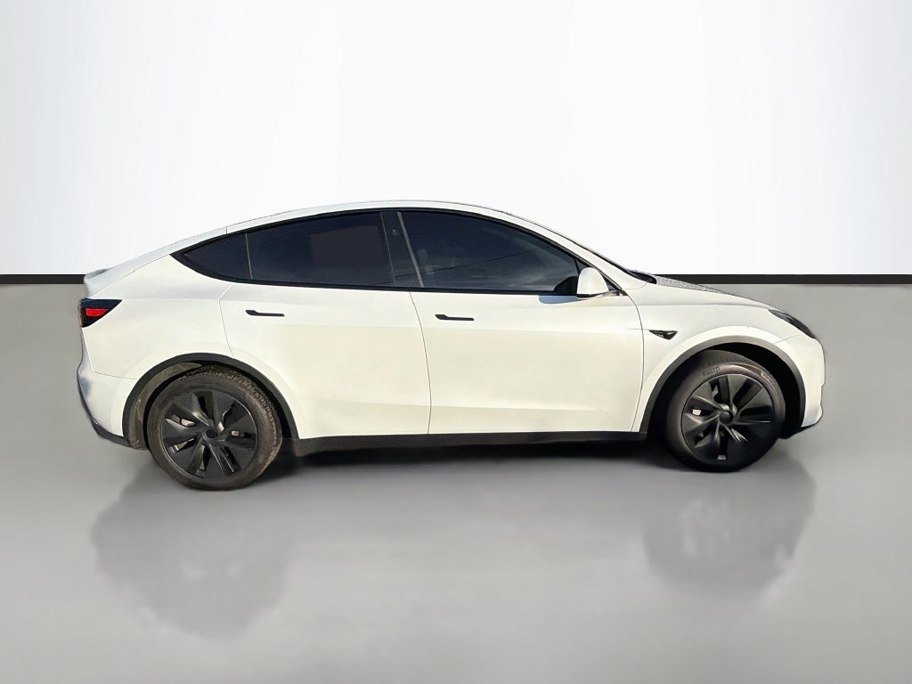 Used 2025 Tesla Model Y Long Range RWD image 8