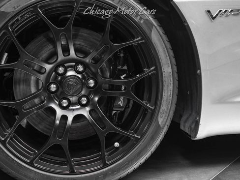 Used 2015 Dodge Viper SRT-10 RWD image 45