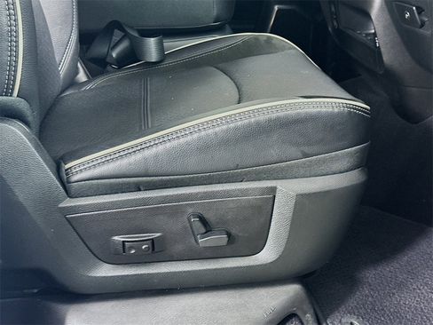 Used 2024 RAM 2500 Laramie image 23