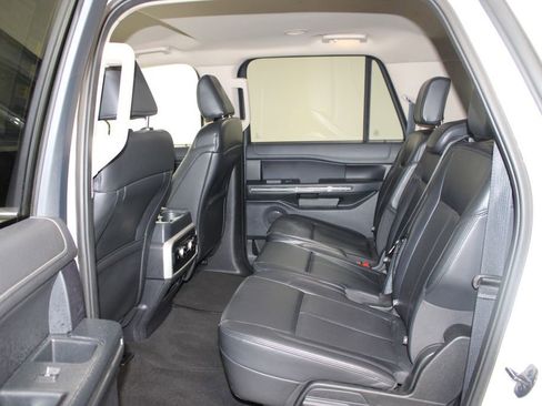 Certified 2024 Ford Expedition Max XLT image 27