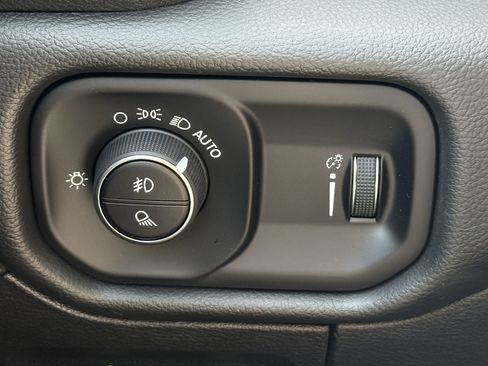 Used 2025 RAM 1500 Big Horn image 26