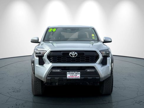 Used 2024 Toyota Tacoma TRD Off-Road w/ TRD Off Road Upgrade Package image 9