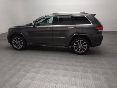 Used 2018 Jeep Grand Cherokee Overland RWD image 3