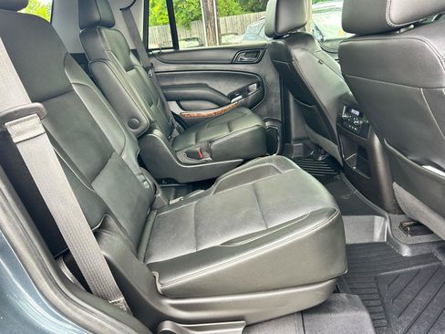 Used 2019 Chevrolet Tahoe Premier AWD/4WD image 12