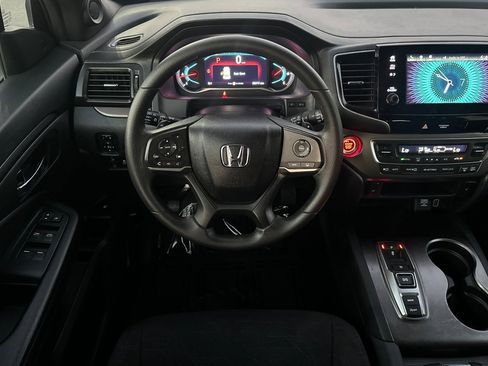 Used 2022 Honda Pilot Sport image 16