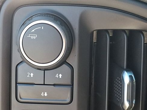 Used 2025 Chevrolet Silverado 2500 Custom w/ Custom Value Package AWD/4WD image 22