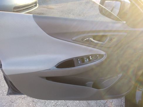 Used 2018 Chevrolet Malibu LS w/ LPO, Convenience Package 1 image 12