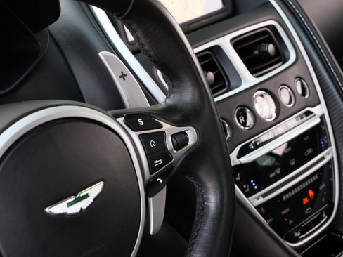 Used 2019 Aston Martin DBS Superleggera image 21