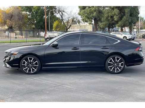 Certified 2023 Honda Accord Touring image 2