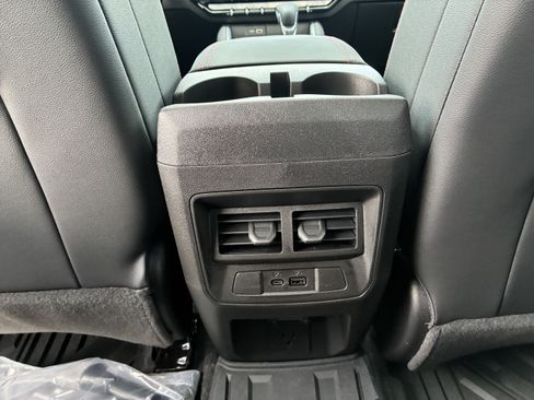 New 2026 Chevrolet Colorado Z71 w/ Z71 Convenience Package 2 AWD/4WD image 17