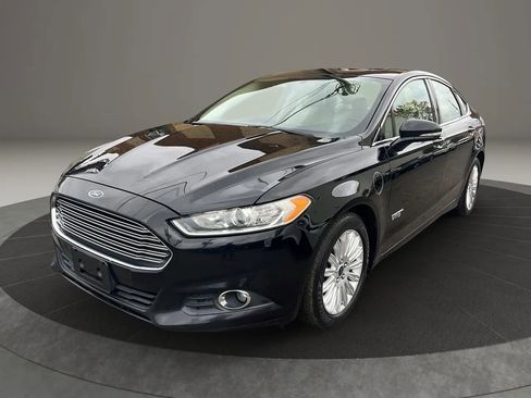 Used 2016 Ford Fusion Energi SE image 1
