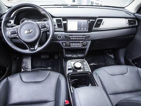 Used 2019 Kia Niro EX Premium FWD image 18