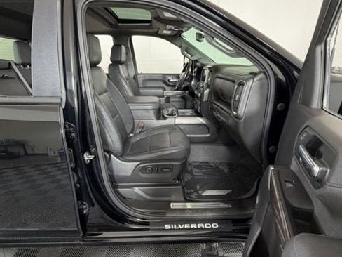 Used 2023 Chevrolet Silverado 2500 LTZ w/ LTZ Plus Package image 6