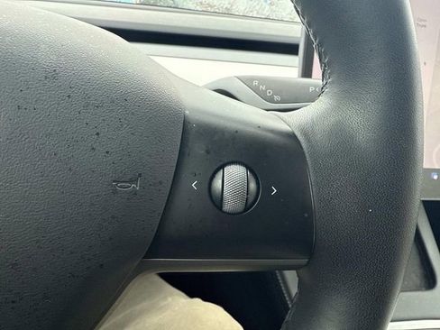 Used 2021 Tesla Model 3 Performance image 24