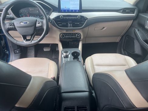 Used 2023 Nissan Sentra SR w/ SR Premium Package image 35