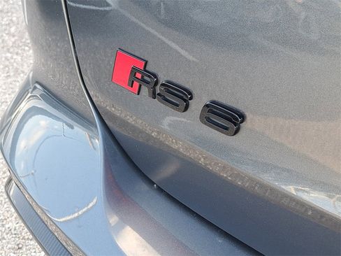Used 2022 Audi RS 6 w/ Carbon Optic Package image 5