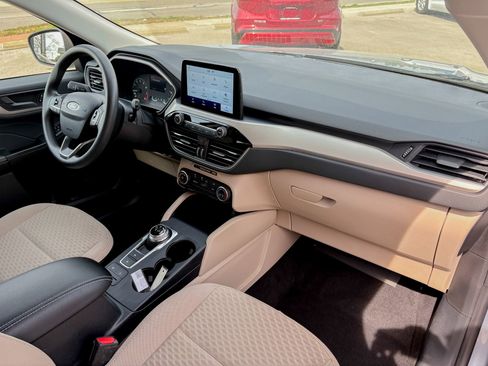 Used 2022 Ford Escape SE AWD/4WD image 23