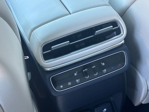 New 2025 Genesis GV80 3.5T Prestige image 28