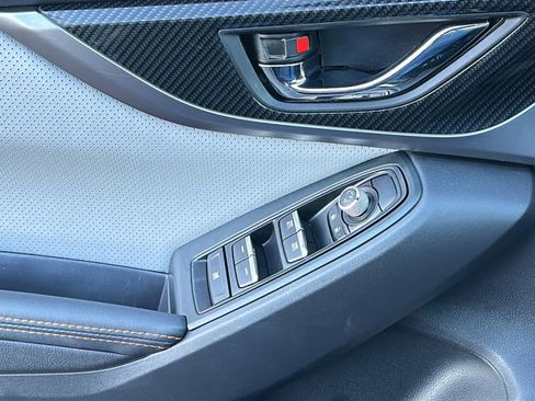 Used 2020 Subaru Crosstrek 2.0i Limited w/ Moonroof Package w/Navigation image 22