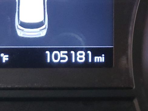 Used 2019 Kia Sedona LX FWD image 31