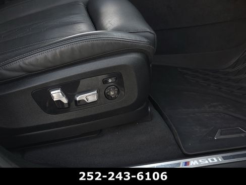 Used 2022 BMW X7 M50i w/ Dynamic Handling Package AWD/4WD image 57