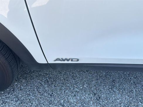 Used 2020 Kia Sorento AWD V6 image 13