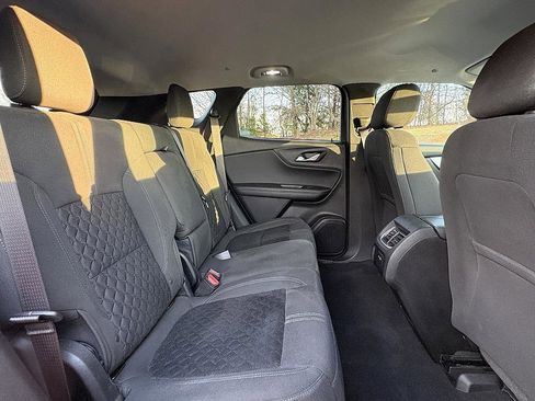 Used 2021 Chevrolet Blazer LT image 12