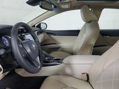 Used 2018 Toyota Camry XLE w/ Driver Assist Package FWD image 17