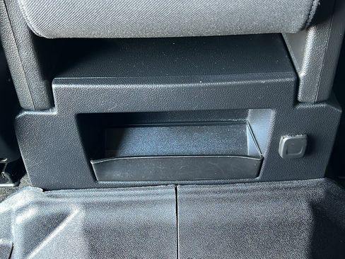 Used 2018 Chevrolet Silverado 1500 LT w/ All Star Edition image 15