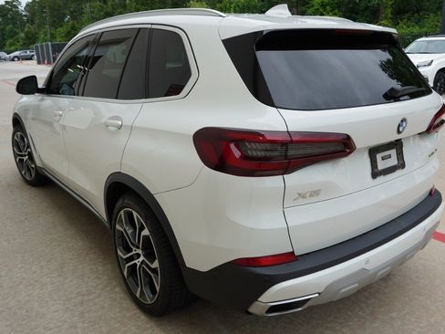Used 2021 BMW X5 xDrive45e w/ Premium Package AWD/4WD image 8