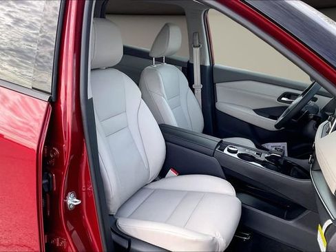 New 2026 Nissan Rogue SV AWD/4WD image 11